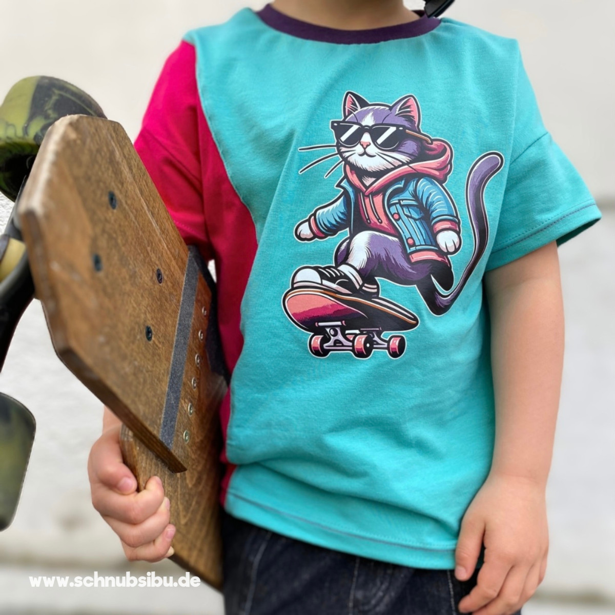 Bügelbild Katze auf Skateboard